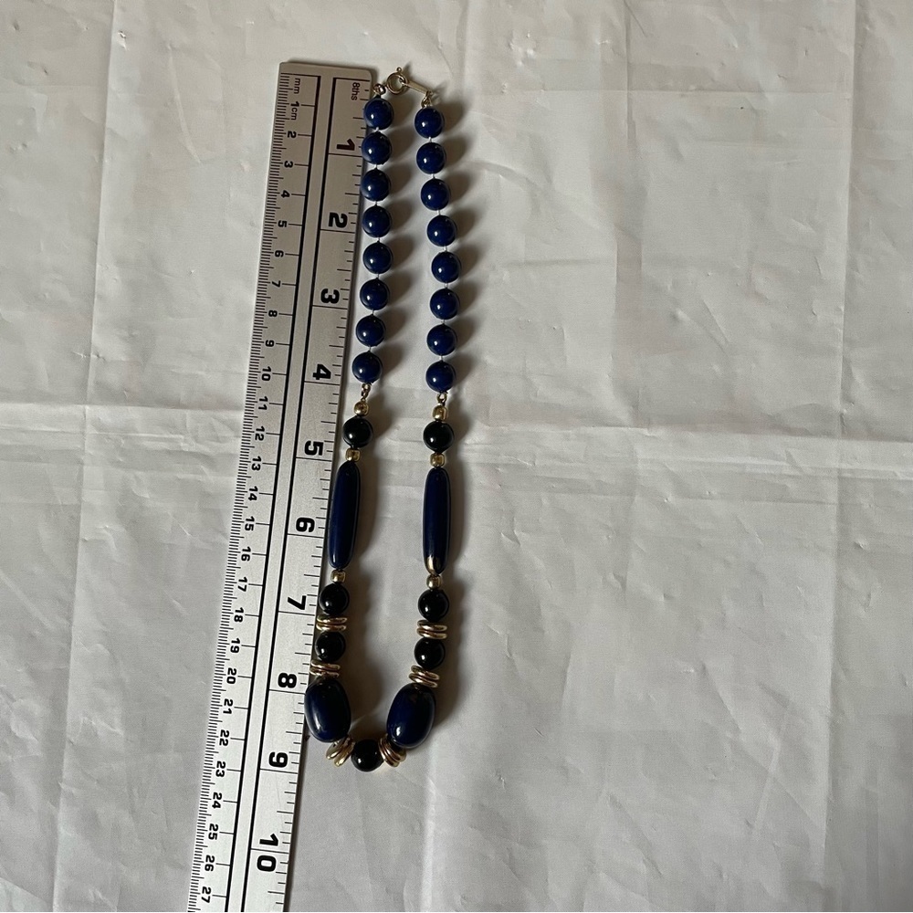 📿 Vintage: Blue  and Gold Costume Jewelry Necklace 📿 - Picture 8 of 8